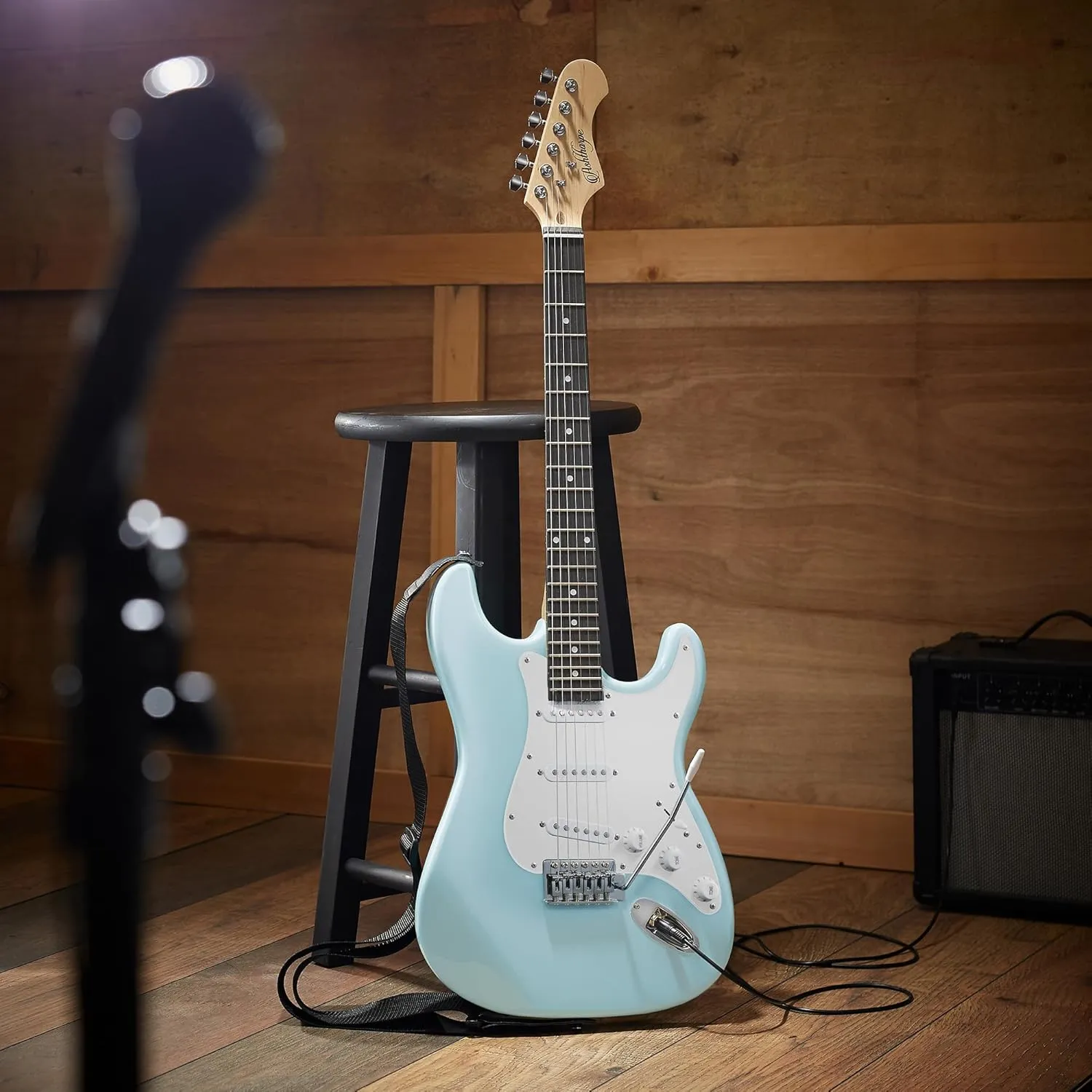 Ashthorpe 39-Inch Electric Guitar (Light Blue-Silver), Full-Size Guitar Kit with Padded Gig Bag, Tremolo Bar, Strap, Strings, Cable, Cloth, Picks